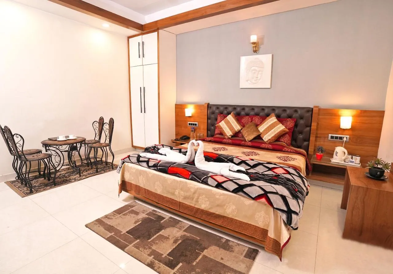 Mayur Hotel Bar And Restaurant Shimla