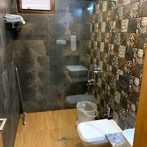 Greens Hotel